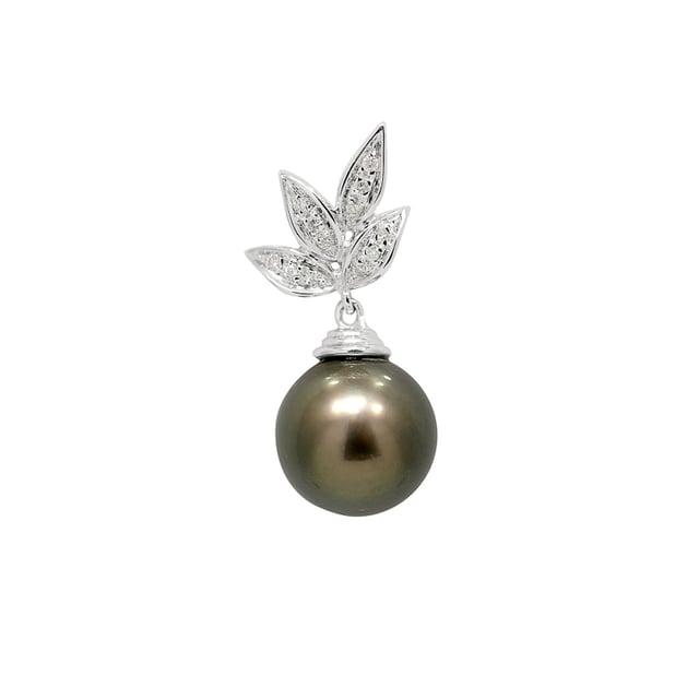 Diamonds, Tahitian Pearl Pendant and White Gold 750/1000 Made in France Delivered with its fine chain in silver 925 of 40 cm. Shape of the pearl: Pear Pearl size: 11 mm Material: white gold 750/1000 Weight of gold: 1.6 gr Weight of Diamonds : 0.09 cts