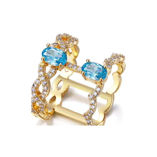 White and Blue Swarovski Elements Crystal and Rhodium Plated This dazzling ring is made of Swarovski Elements white and blue to intense reflections. The frame is made of alloy high quality rhodium plated yellow gold color for a perfect finish. With its unique design, this gem will add elegance and brightness for any occasion key. Ring width: 1.6 cm