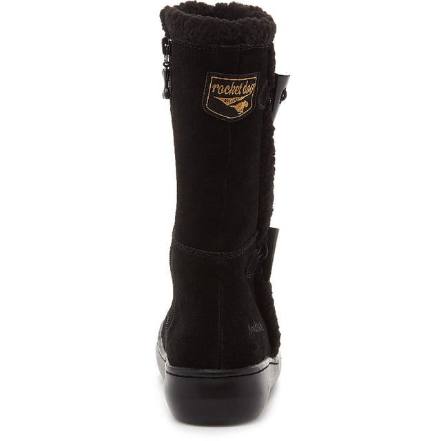 Treat your feet to the snug Slope boot. Lined with faux shearling and with inner zip opening