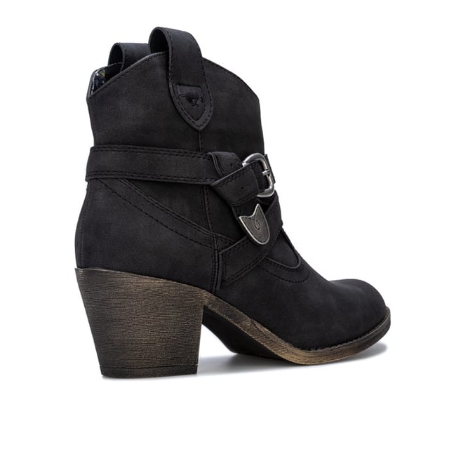Womens Rocket Dog Satire Lane Boots in Black.- Faux leather western style boot.- Comfortable lining to inner collar.- Almond shaped toe.- Ankle strap and buckle detail.- Side pull-on tabs.- Rocket Dog branding to side.- Heel height 2.75in (7cm) approximately.- Boot height 3.75in (9.5cm) approximately (back measurement).- Synthetic upper  Textile lining  Synthetic sole.- Ref: SATIRELANE