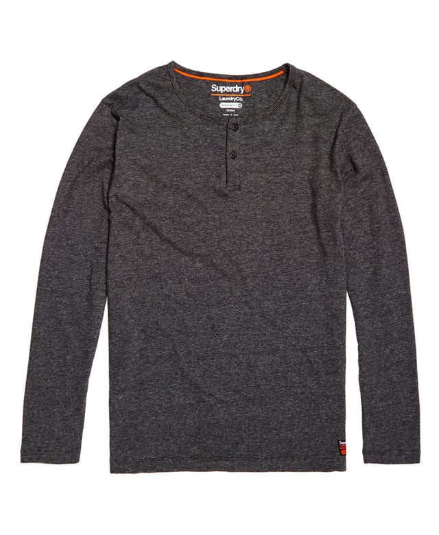 Superdry men's SD Laundry organic cotton grandad top. This luxuriously soft top is perfect for lounging in, featuring a button down fastening and long sleeves. This grandad top is completed with a Superdry logo patch above the hem. Wear with a pair of our super soft joggers for the ultimate comfortable attire.Made using cotton grown using organic farming methods which minimise water usage and eliminate pesticides, maximising soil health and farmer livelihoods.