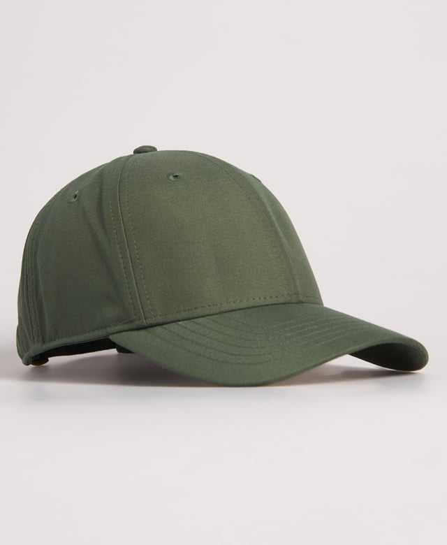 Keeping it simple while still allowing you to show your colours, the Micro Logo baseball cap is a classic that will top off your casual outfit.Curved peakBuckle adjusterVentilation holesSignature logo print