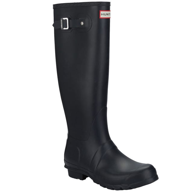 Womens Hunter Original Tall Wellington Boots in navy.<BR><BR> Premium footwear with a great discount.<BR><BR>Hunter are experts when it comes to designing exceptional wellington boots  and these Original Tall boots are reliable  enduring  and undoubtedly stylish. This style is crafted with rubber that’ll keep your feet protected whatever the weather. Ideal for walking the dog or for festivals  you’ll be surprised how dependable they are. Finished in a deep navy hue with the Hunter branding embellished at the top.<BR><BR>Rubber. Textile lining. Rubber outsole.<BR><BR>Ref WFT1000RMANAV