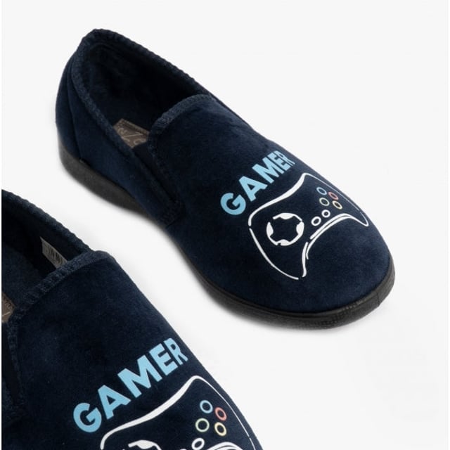Let the youngster in your life showcase their passion with these Zedzzz junior Gamer slippers, delivered in a navy upper with a fun gaming decal and durable outsole.- Velour upper
- Twin gussets for east wear
- Slip on silhouette
- Textile Covered Injected Sole