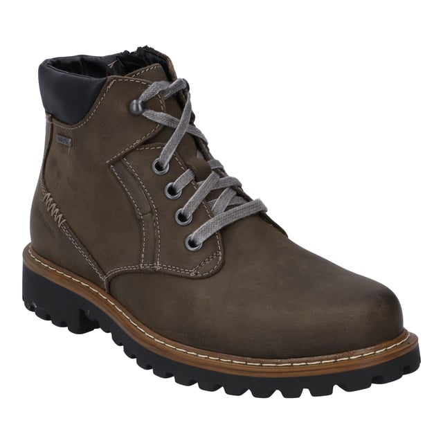 In autumn and winter this brown ankle boot Chance 39 accompanies you. The cowhide leather guarantees durability and classic elegance. The zipper closure provides the foot good stability and a convenient access into the shoe. Keeping your feet warm even on winter days, we have warmly lined this shoe. The TopDryTex technology makes the shoe at the same time breathable. The Bernard 04 model is equipped with a removable footbed. By design AGO this bootee is both robust and lightweight. With the width G, the low boot Chance 39 is very comfortable for normal foot. Especially in your free time – with our everyday companion you go your way!