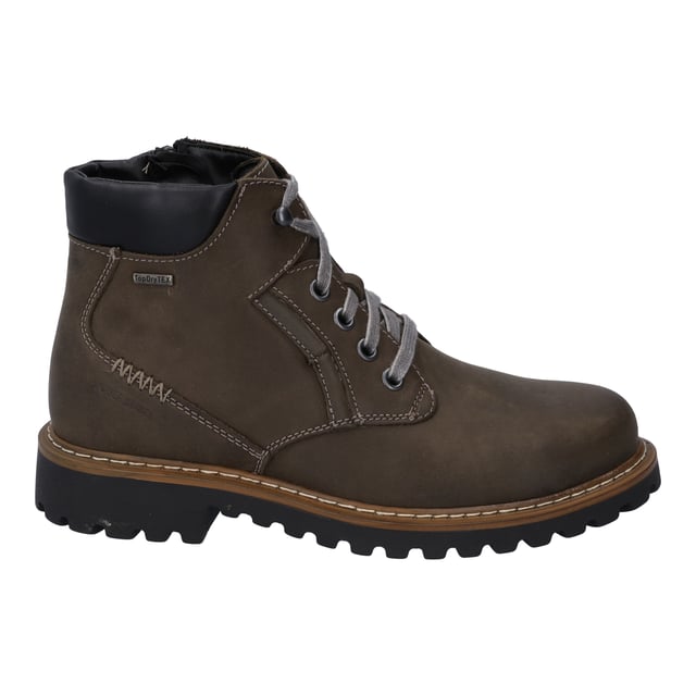 In autumn and winter this brown ankle boot Chance 39 accompanies you. The cowhide leather guarantees durability and classic elegance. The zipper closure provides the foot good stability and a convenient access into the shoe. Keeping your feet warm even on winter days, we have warmly lined this shoe. The TopDryTex technology makes the shoe at the same time breathable. The Bernard 04 model is equipped with a removable footbed. By design AGO this bootee is both robust and lightweight. With the width G, the low boot Chance 39 is very comfortable for normal foot. Especially in your free time – with our everyday companion you go your way!