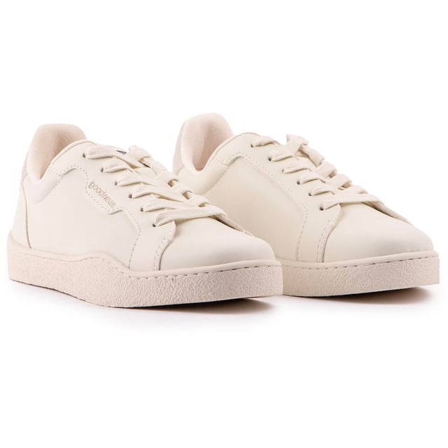 Boasting a simple yet futuristic style on a classic silhouette, the Venus trainer is a vegan sneaker with innovative sustainability. Put your best foot forward with these sporty shoes that feature a recycled rubber outsole and recycled foam padding for supreme comfort. A step in the right direction, towards a hopeful future, with this comfy, stylish and sustainable shoe from Good News.