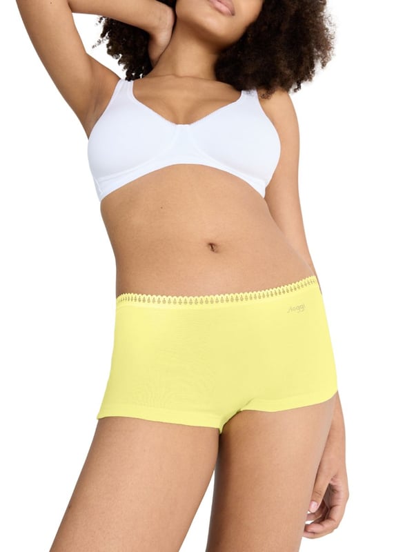 Sloggi GO Crush Short. Mid rise short style brief with a double layer crotch and light, comfortable fabric. 3 Pack. Product is made of 95% Organic Cotton, 5% Elastane and is machine washable.