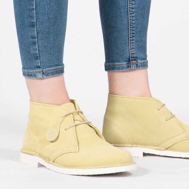 PASTEL Ladies Suede Casual Desert Boots Mellow Yellow Popps PASTEL Ladies Suede Casual Desert Boots Mellow Yellow
Upper Material: Suede
Lining Material: Unlined
Sole Material: Synthetic
Closure/Fastening: Lace-Up
Features: Comfort,Breathable
Toe Shape: Round
Shoe Width: Regular
Item Weight: 0.7 KG
Heel Height: Flat (Under 2.5cm)
Shoe Shaft Height: Ankle
Boot Style: Desert Boots
Gift Boxed: No
Product Code: 378-YLW