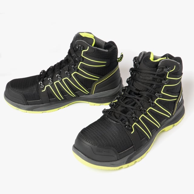 Helly Hansen Helly Hansen ADDVIS MID Mens Safety Boots Black/Yellow

 Upper Material: Leather/Fabric

Lining Material: Textile

Sole Material: Rubber/EVA

Closure/Fastening: Lace-Up

Features: Comfort

Toe Shape: Round

Shoe Width: Regular

Item Weight: 1.558 KG

Heel Height: Flat (Under 2.5cm)

Boot Style: Safety Boots

Safety Features: Composite Toe Cap,Anti-Penetration Mid Sole,Slip Resistant Sole

Safety Standard: EN 20345 S3

Gift Boxed: No

Safety Classification: S3
Product Code: 78267_993