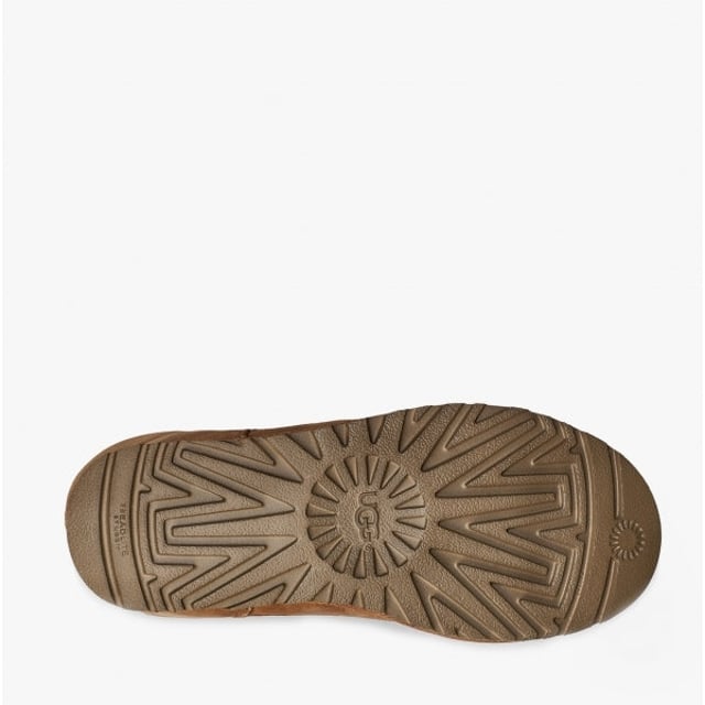 UGG CLASSIC TALL II Womens Sheepskin Boots Chestnut UGG UGG CLASSIC TALL II Womens Sheepskin Boots Chestnut
Upper Material: Sheepskin
Closure/Fastening: Pull-On
Features: Warm Lining
Toe Shape: Round
Shoe Width: Regular
Item Weight: 1 KG
Heel Height: Flat (Under 2.5cm)
Boot Style: Shearling Boots
Gift Boxed: No
Product Code: 1016224-CHE