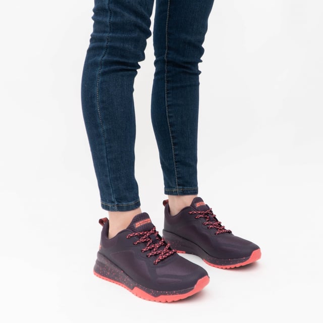 BOBS SQUAD 3 STAR FLIGHT Ladies Trainers Plum Skechers BOBS SQUAD 3 STAR FLIGHT Ladies Trainers Plum
Upper Material: Synthetic
Lining Material: Fabric
Sole Material: Synthetic
Closure/Fastening: Lace-Up
Features: Memory Foam,Comfort,Breathable
Toe Shape: Round
Shoe Width: Regular
Item Weight: 0.6 KG
Heel Height: Flat (Under 2.5cm)
Skechers Features: Machine Washable,Memory Foam
Gift Boxed: No
Product Code: 117186/PLUM