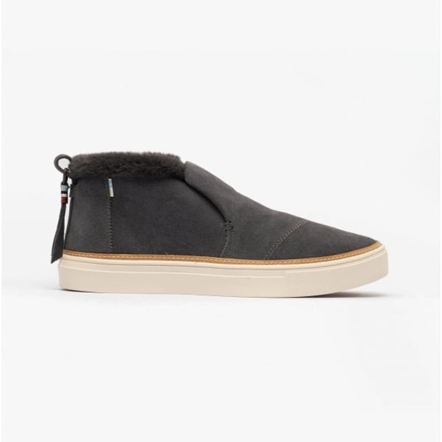 TOMS PAXTON Ladies Suede Slip On Dark Grey

 Upper Material: Suede

Sole Material: Synthetic

Closure/Fastening: Pull-On

Features: Comfort

Toe Shape: Round

Shoe Width: Regular

Item Weight: 0.999 KG

Heel Height: Flat (Under 2.5cm)

Boot Style: Ankle

Gift Boxed: No
Product Code: 10012386