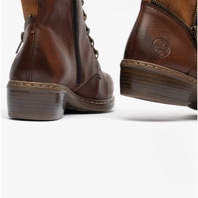 Rieker Rieker Y0800-24 Womens Boots Brown

 Upper Material: Synthetic

Lining Material: Faux Fur

Sole Material: RIRICON-sole

Closure/Fastening: Lace-Up,Zip

Features: Warm Lining

Toe Shape: Round

Shoe Width: Relaxed

Item Weight: 1 KG

Heel Height: Low (2.5-4.9cm)

Boot Style: Ankle Boots

Gift Boxed: No
Product Code: Y0800-24