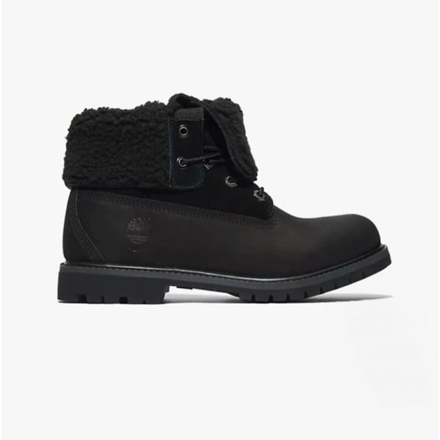 Timberland Timberland AUTHENTIC FOLD DOWN Womens Boots Black Nubuck

 Upper Material: Nubuck

Lining Material: Textile

Sole Material: Rubber

Closure/Fastening: Lace-Up

Features: Comfort,Adjustable

Toe Shape: Round

Shoe Width: Regular

Item Weight: 1.58 KG

Heel Height: Flat (Under 2.5cm)

Shoe Shaft Height: Ankle

Boot Style: Chukka

Gift Boxed: No
Product Code: TB08149A001
