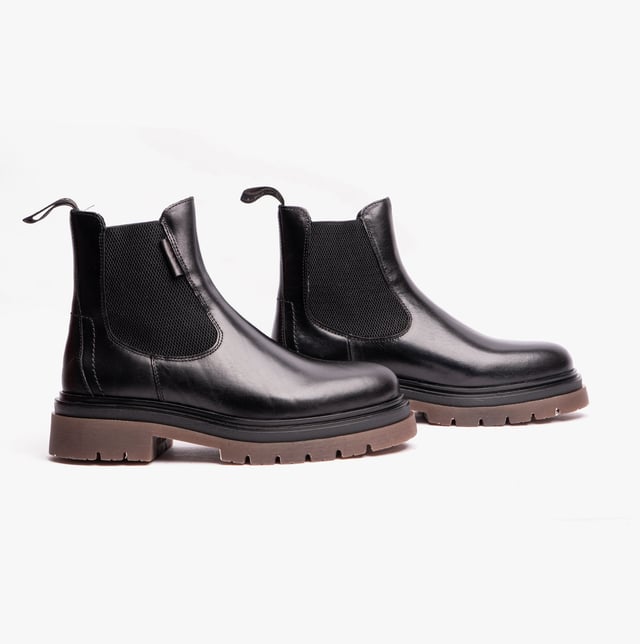 GANT GANT RAMZEE Mens Chelsea Boots Black

 Upper Material: Leather

Lining Material: Textile

Sole Material: Synthetic

Closure/Fastening: Pull-On

Features: Comfort,Breathable,Elasticated Side Panel

Heel Type: Block

Toe Shape: Round

Shoe Width: Regular

Item Weight: 1 KG

Heel Height: Low (2.5-4.9cm)

Shoe Shaft Height: Ankle

Boot Style: Chelsea Boots
Product Code: 27651422-G00