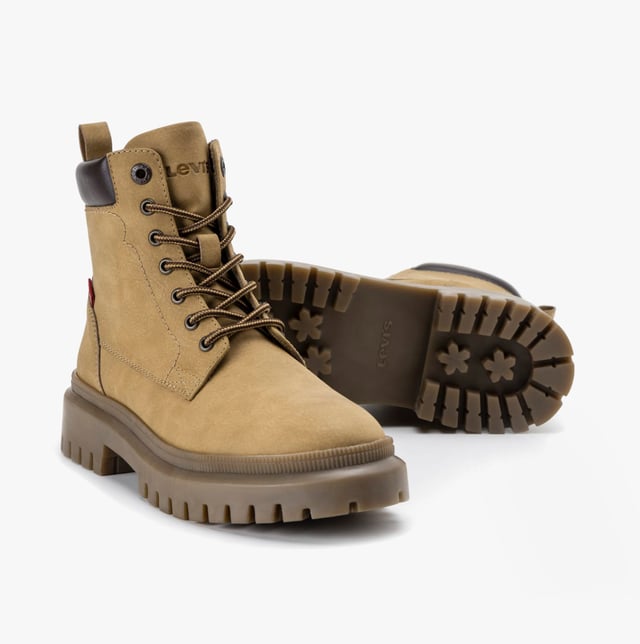 Levi's LENNOX Womens Boots Medium Yellow Levi's Levi's LENNOX Womens Boots Medium Yellow
Upper Material: PU
Lining Material: Textile
Sole Material: Rubber
Closure/Fastening: Lace-Up
Features: Comfort
Toe Shape: Round
Shoe Width: Regular
Item Weight: 1.1 KG
Heel Height: Low (2.5-4.9cm)
Shoe Shaft Height: Ankle
Boot Style: Ankle Boots
Gift Boxed: No
Product Code: 235878-794-74