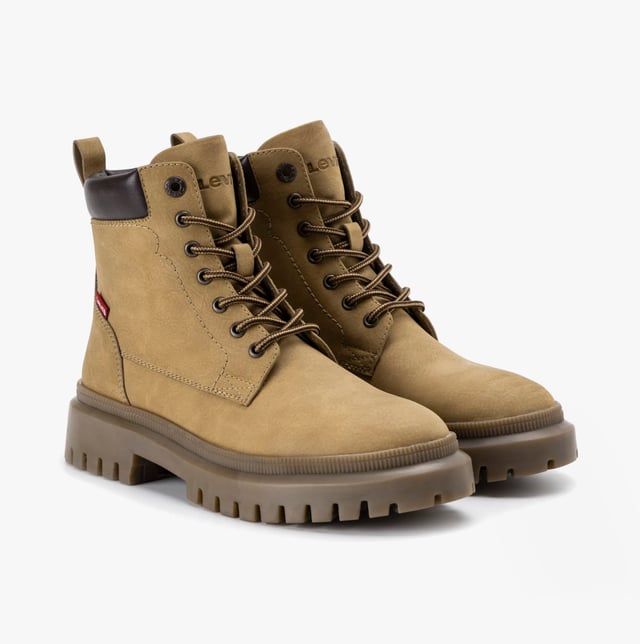 Levi's LENNOX Womens Boots Medium Yellow Levi's Levi's LENNOX Womens Boots Medium Yellow
Upper Material: PU
Lining Material: Textile
Sole Material: Rubber
Closure/Fastening: Lace-Up
Features: Comfort
Toe Shape: Round
Shoe Width: Regular
Item Weight: 1.1 KG
Heel Height: Low (2.5-4.9cm)
Shoe Shaft Height: Ankle
Boot Style: Ankle Boots
Gift Boxed: No
Product Code: 235878-794-74