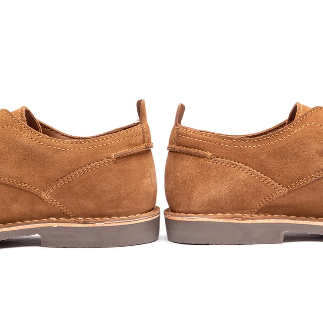 Popps JONAS Mens Lace-Up Desert Shoes Cognac

 Upper Material: Suede

Lining Material: Textile

Sole Material: PVC

Closure/Fastening: Lace-Up

Features: Comfort,Breathable

Toe Shape: Round

Shoe Width: Regular

Item Weight: 0.8 KG

Heel Height: Flat (Under 2.5cm)

Shoe Shaft Height: Low Top

Shoe Style: Casual

Gift Boxed: No
Product Code: JONAS-COG