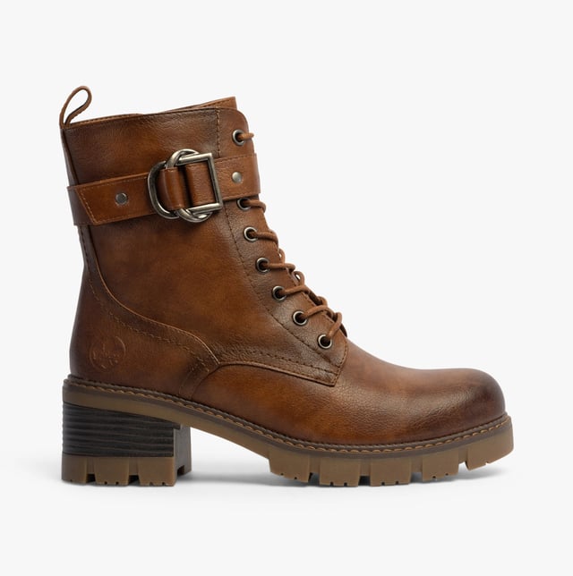 Rieker Rieker 92040-24 Womens Boots Brown

 Upper Material: Faux Leather

Lining Material: Textile

Sole Material: Rubber

Closure/Fastening: Lace-Up

Features: Comfort,Buckle

Heel Type: Block

Toe Shape: Round

Shoe Width: Regular

Item Weight: 0.8 KG

Heel Height: Low (2.5-4.9cm)

Shoe Shaft Height: Ankle

Boot Style: Ankle Boots

Gift Boxed: No
Product Code: 92040-24