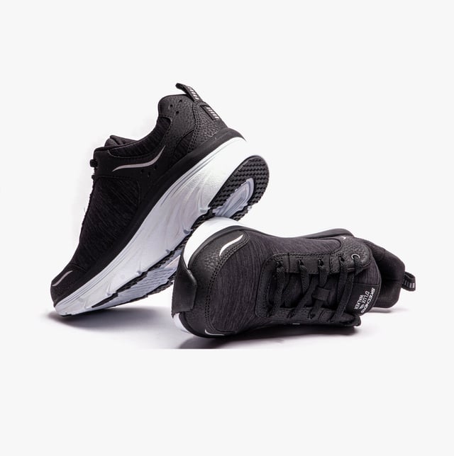 Skechers 149336 D'LUX WALKER-COOL GROOVE Ladies Trainers Black/White

 Upper Material: Synthetic

Closure/Fastening: Lace-Up

Features: Comfort,Machine Washable,Memory Foam

Toe Shape: Round

Shoe Width: Regular

Item Weight: 0.5 KG

Heel Height: Medium (5-7.4cm)

Trainer Style: Fitness
Product Code: 149336/BKW