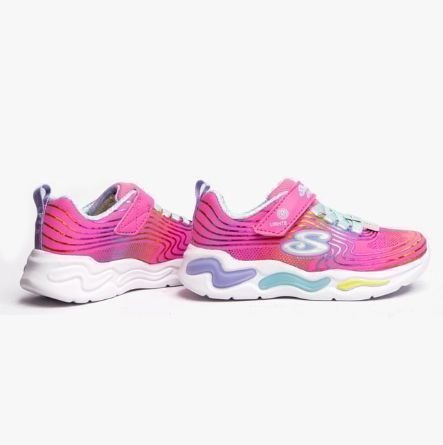Skechers 302338L/PKMT WAVY BEAMS Girls Sport Pink/Multi

 Upper Material: Polyester

Lining Material: Polyester

Sole Material: EVA

Closure/Fastening: Lace-Up

Features: Light Up,Comfort

Shoe Width: Relaxed

Item Weight: 0.5 KG

Heel Height: Flat (Under 2.5cm)

Trainer Style: Casual
Product Code: 302338L/PKMT