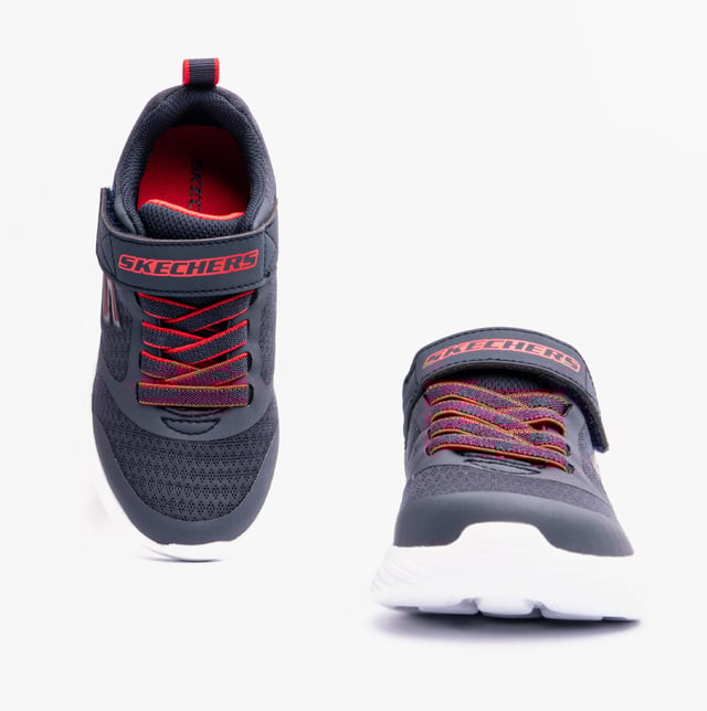 Skechers 405095L/NVRD GO RUN 400 V2 Boys Trainers Navy/Red

 Upper Material: Synthetic/Mesh

Lining Material: Textile

Sole Material: Rubber

Closure/Fastening: Lace-Up,Touch Fasten

Features: Comfort,Lightweight

Toe Shape: Round

Shoe Width: Relaxed

Item Weight: 0.5 KG

Heel Height: Low (2.5-4.9cm)

Shoe Shaft Height: Low Top

Trainer Style: Casual

Gift Boxed: No
Product Code: 405095L/NVRD