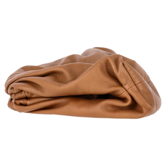 VINTAGE, RRP AS NEW

The Bottega Veneta Pouch in Brown Calfskin Leather is the epitome of understated luxury. Made in Italy from buttery-soft calfskin leather, this oversized clutch features a sleek, minimalist design that reflects the brand's rich leather craftsmanship. With a single compartment and a magnetic frame closure, it’s both practical and stylish.

with dust bag

Bottega Veneta Pouch in Brown Calfskin Leather
Condition: Excellent
Signs of wear: No retail tag, No visible sign of wear., 
Packaging: Dust bag
Color: Brown 
Material: Leather | leather
Size: One Size | One Size
Measurements: Width: 120; Height: 220; Length: 350
SKU: NAPPUGBBA452372W