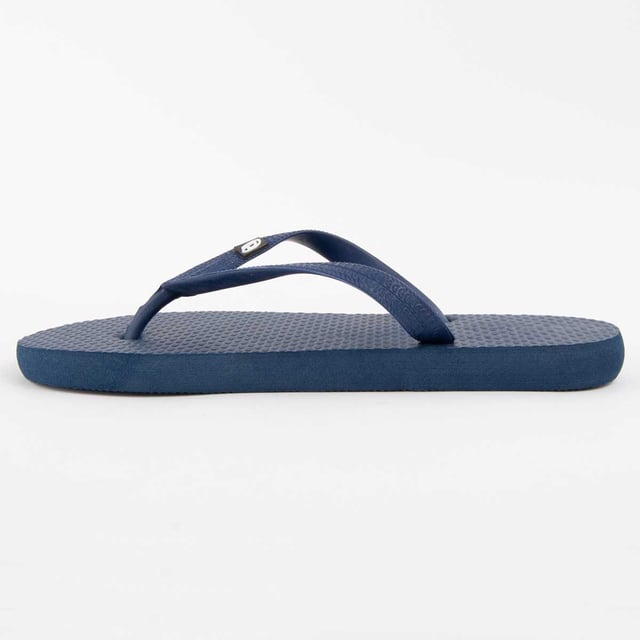 Chancla para hombre. Calce cómodo. Fabricado por otras marcas para nuestra marca.