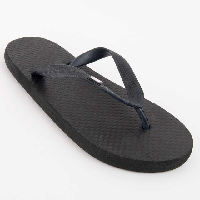 Chancla para hombre. Calce cómodo. Fabricado por otras marcas para nuestra marca.