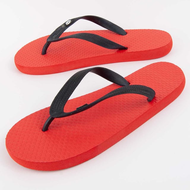 Flip-Flops für Herren. Bequeme Passform. Hergestellt von anderen Marken für unsere Marke.