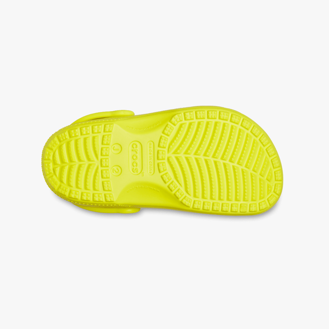 Crocs 206991-76M KIDS CLASSIC Kids Clogs Acidity

 Upper Material: Croslite

Lining Material: Croslite

Sole Material: Croslite

Closure/Fastening: Slip-On

Features: Comfort,Lightweight

Toe Shape: Round

Shoe Width: Regular

Item Weight: 0.8 KG

Heel Height: Low (2.5-4.9cm)

Sandal Style: Clog

Gift Boxed: No
Product Code: 206991-76M