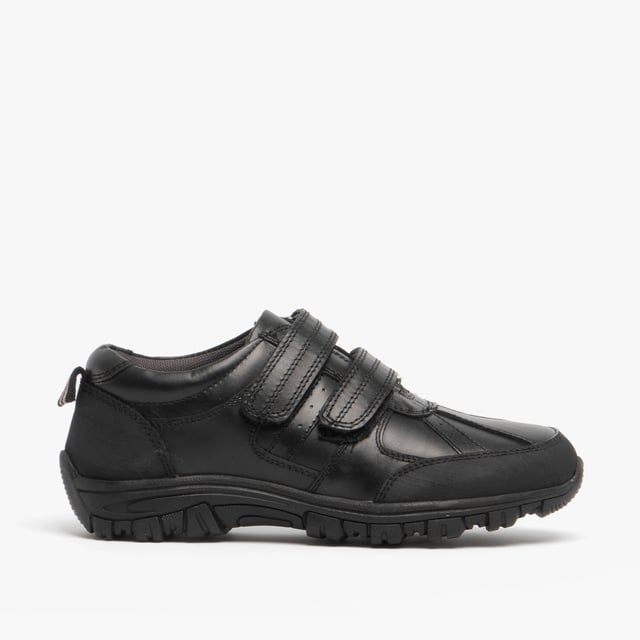 Roamers WILFRED Boys Black Leather Touch Fasten Shoes

 Upper Material: Leather

Closure/Fastening: Touch Fasten

Features: Comfort

Toe Shape: Round

Shoe Width: Regular

Item Weight: 0.53 KG

Heel Height: Flat (Under 2.5cm)

Shoe Style: School

Gift Boxed: No
Product Code: B697A