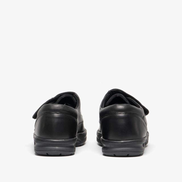 Dr Keller TEXAS Mens Leather Touch Fasten Wide Fit Shoes Black

 Upper Material: Leather

Sole Material: Rubber

Closure/Fastening: Touch Fasten

Features: Comfort

Toe Shape: Round

Shoe Width: Relaxed

Item Weight: 0.6 KG

Heel Height: Flat (Under 2.5cm)

Shoe Style: Casual

Gift Boxed: No
Product Code: M345A