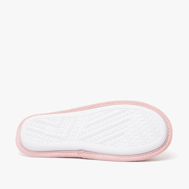 Shuperb Shuperb SPARKLE TESTER Womens Full Slipper Old Pink

 Upper Material: Textile

Lining Material: Textile

Sole Material: Synthetic

Closure/Fastening: Slip-On

Features: Warm Lining,Comfort

Toe Shape: Round

Shoe Width: Regular

Item Weight: 0.5 KG

Heel Height: Flat (Under 2.5cm)

Slipper Style: Mule

Gift Boxed: No
Product Code: V51409.1.35