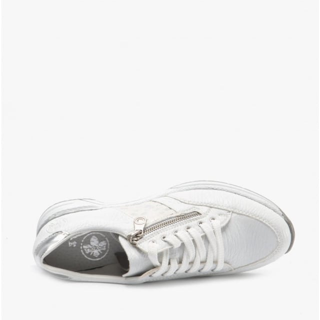 Rieker N4322-80 Ladies Wedge Heel Trainers White

 Upper Material: Synthetic

Lining Material: Synthetic

Sole Material: Synthetic/Polyurethane

Closure/Fastening: Zip

Features: Comfort

Heel Type: Wedge

Toe Shape: Round

Shoe Width: Regular

Item Weight: 0.89 KG

Heel Height: Flat (Under 2.5cm)

Trainer Style: Casual

Gift Boxed: No
Product Code: N4322-80