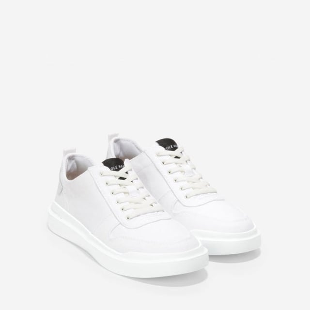 Cole Haan GRANDPRO RALLY Ladies Cotton Trainers White

 Upper Material: Leather/Cotton

Lining Material: Cotton

Sole Material: Synthetic/EVA

Closure/Fastening: Lace-Up

Features: Lightweight,Memory Foam,Comfort,Breathable,Adjustable

Toe Shape: Round

Shoe Width: Regular

Item Weight: 0.817 KG

Heel Height: Flat (Under 2.5cm)

Gift Boxed: No
Product Code: 32797-55975