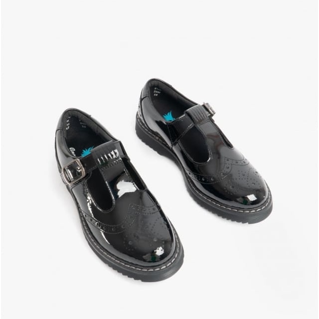 Start-Rite IMAGINE Girls Leather T-Bar School Shoes Patent Black

 Upper Material: Leather

Lining Material: Textile

Sole Material: Synthetic

Closure/Fastening: Buckle

Features: Comfort,Buckle,Breathable,Adjustable

Toe Shape: Round

Shoe Width: Regular

Item Weight: 0.7 KG

Heel Height: Flat (Under 2.5cm)

Shoe Shaft Height: Low Top

Shoe Style: School

Gift Boxed: No
Product Code: 3510_3