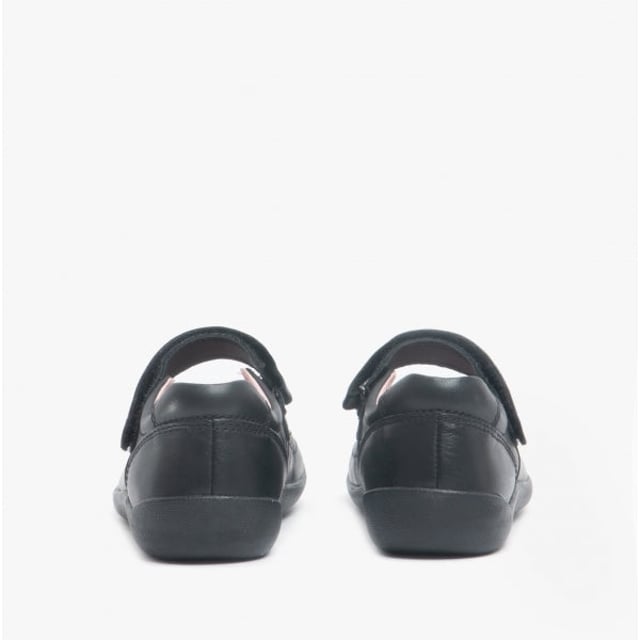 Start-Rite SPIRIT Girls Leather Mary Jane School Shoes Black

 Upper Material: Leather

Lining Material: Leather

Sole Material: Synthetic

Closure/Fastening: Touch Fasten

Features: Breathable,Adjustable Strap

Toe Shape: Round

Shoe Width: Regular

Item Weight: 0.4 KG

Heel Height: Flat (Under 2.5cm)

Shoe Style: Mary Jane

Gift Boxed: No
Product Code: 2802_7