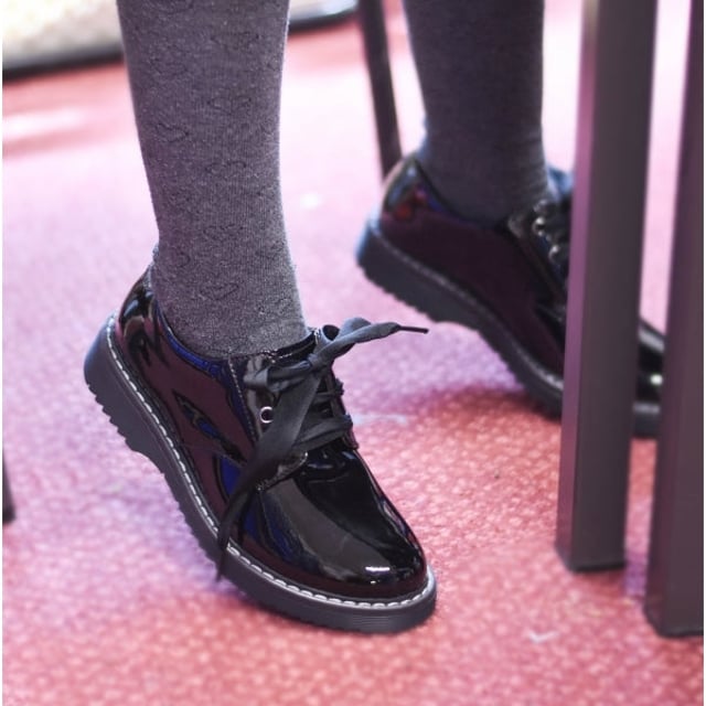 Start-Rite IMPACT Girls Leather Lace Up School Shoes Patent Black

 Upper Material: Leather

Lining Material: Textile

Sole Material: Synthetic

Closure/Fastening: Lace-Up

Features: Comfort,Breathable,Adjustable

Toe Shape: Round

Shoe Width: Regular

Item Weight: 0.7 KG

Heel Height: Flat (Under 2.5cm)

Shoe Shaft Height: Low Top

Shoe Style: School

Gift Boxed: No
Product Code: 3518_3
