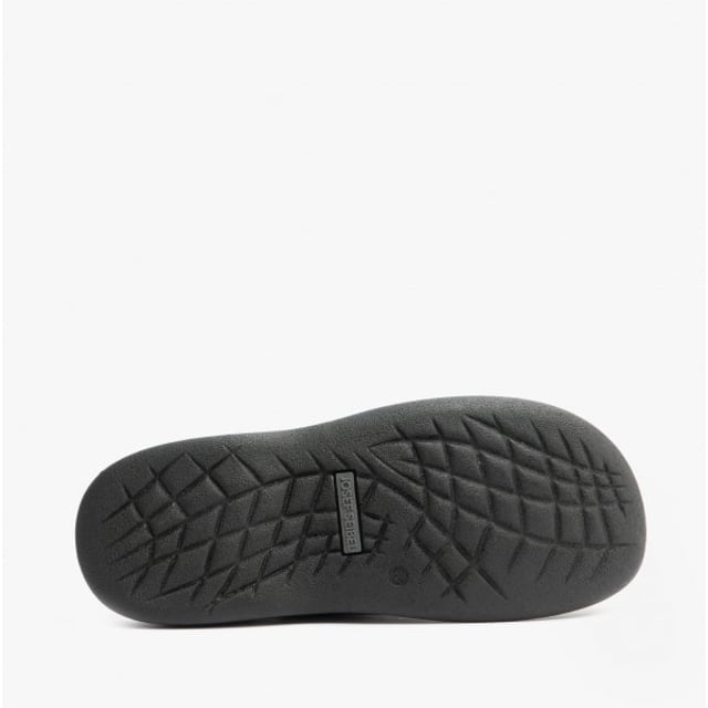 Estos zapatos están fabricados por nosotroscon piel de ante muy duraderas. Para que los pies estén realmente calientes, el zapato está forradas con felpa. El modelo además está provisto de una costura a mano característica. El ancho G es ideal para los pies normales. El modelo Max 67 es el compañero perfecto para sus momentos de ocio.