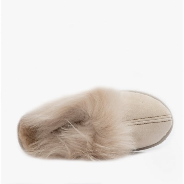 Shepherd Shepherd EVELINA Womens Sheepskin Mules Honey

 Upper Material: Sheepskin

Lining Material: Sheepskin

Sole Material: EVA

Closure/Fastening: Slip-On

Features: Warm Lining

Toe Shape: Round

Shoe Width: Regular

Item Weight: 0.26 KG

Heel Height: Flat (Under 2.5cm)

Slipper Style: Mule

Gift Boxed: No
Product Code: 1929045