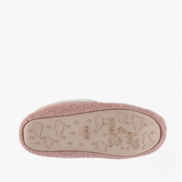 Totes Toasties Totes Toasties FELT Womens Moccasin Slippers Pink

 Upper Material: Felt

Lining Material: Warm Lined

Sole Material: Rubber

Closure/Fastening: Slip-On

Features: Warm Lining,Memory Foam,Comfort

Toe Shape: Round

Shoe Width: Regular

Item Weight: 0.41 KG

Heel Height: Flat (Under 2.5cm)

Slipper Style: Moccasin

Gift Boxed: Yes
Product Code: 3219FPNK