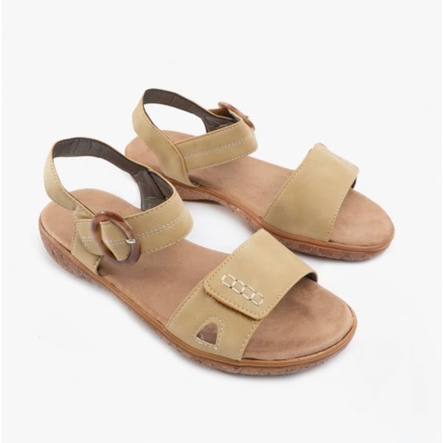 Dr Keller JOAN Ladies Strappy Sandals Beige

 Upper Material: Faux Leather

Lining Material: Synthetic

Sole Material: Synthetic

Closure/Fastening: Touch Fasten

Features: Lightweight,Comfort,Adjustable Strap

Toe Shape: Round

Shoe Width: Regular

Item Weight: 0.3 KG

Heel Height: Flat (Under 2.5cm)

Sandal Style: Sandals

Gift Boxed: No
Product Code: A8569-BEI
