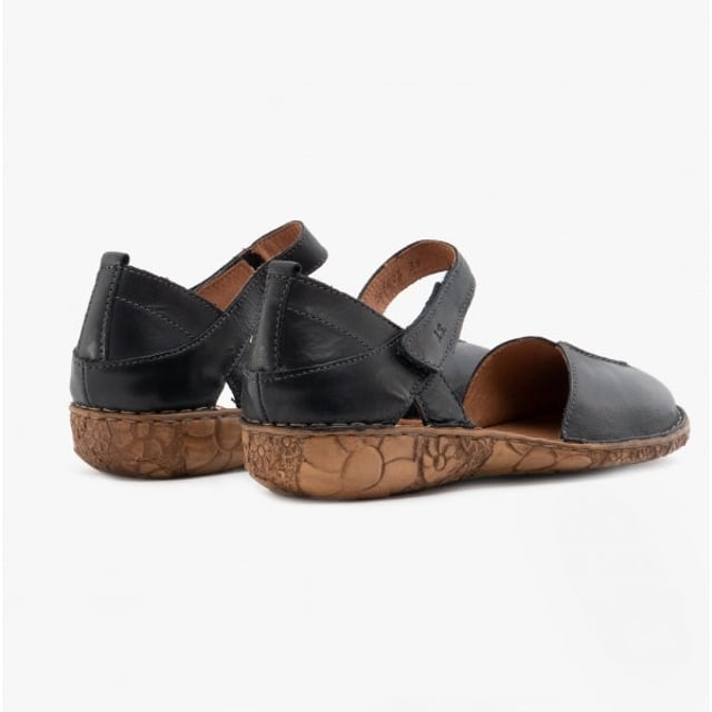 Josef Seibel ROSALIE 42 Ladies Leather Sandals Black

 Upper Material: Leather

Lining Material: Leather

Sole Material: Polyurethane

Closure/Fastening: Touch Fasten

Features: Lightweight,Comfort,Breathable,Adjustable Strap

Toe Shape: Round

Shoe Width: Regular

Item Weight: 0.68 KG

Heel Height: Flat (Under 2.5cm)

Sandal Style: Sandals

Gift Boxed: No
Product Code: 79542-727100