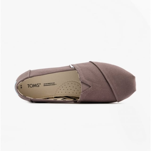TOMS ALPARGATA Ladies Canvas Espadrilles Grey

 Upper Material: Fabric

Lining Material: Canvas

Sole Material: Rubber

Closure/Fastening: Slip-On

Features: Lightweight,Comfort,Breathable

Toe Shape: Round

Shoe Width: Regular

Item Weight: 0.6 KG

Heel Height: Flat (Under 2.5cm)

Shoe Shaft Height: Low Top

Sandal Style: Sandals

Gift Boxed: No
Product Code: 10017749