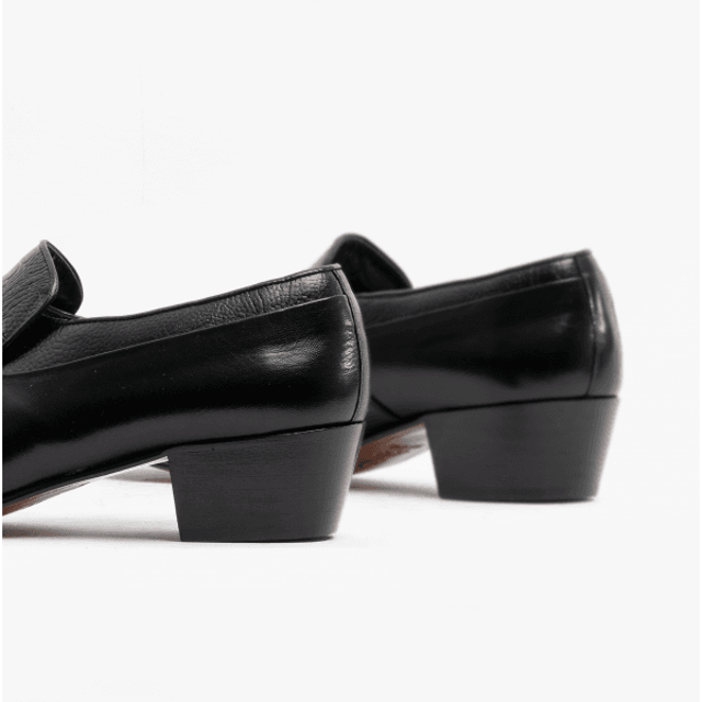 Club Cubano VALENCIA Mens Soft Leather Reptile Cuban Heel Shoes Black

 Upper Material: Leather

Lining Material: Leather

Sole Material: Leather

Closure/Fastening: Slip-On

Features: Comfort,Breathable

Heel Type: Cuban

Toe Shape: Point

Shoe Width: Regular

Item Weight: 0.9 KG

Heel Height: Low (2.5-4.9cm)

Shoe Shaft Height: Low Top

Shoe Style: Cuban

Gift Boxed: No
Product Code: VALENCIA-A