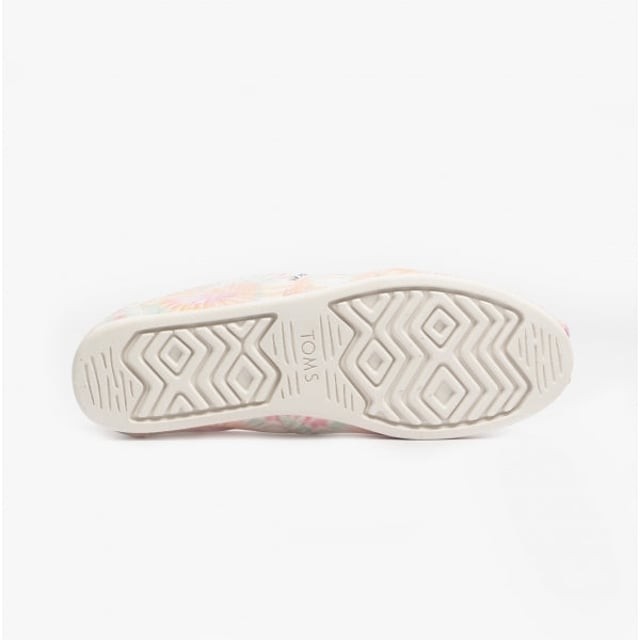 TOMS ALPARGATA Ladies Canvas Espadrille Pink Swirl

 Upper Material: Fabric

Lining Material: Textile

Sole Material: Rubber

Closure/Fastening: Slip-On

Features: Vegan,Comfort,Breathable

Toe Shape: Round

Shoe Width: Regular

Item Weight: 0.22 KG

Heel Height: Flat (Under 2.5cm)

Shoe Shaft Height: Low Top

Sandal Style: Sandals

Gift Boxed: No
Product Code: 10017813