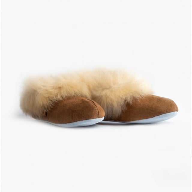 Shepherd Shepherd ANNELIE Womens Sheepskin Full Slippers Chestnut

 Upper Material: Sheepskin

Lining Material: Sheepskin

Sole Material: Suede

Closure/Fastening: Slip-On

Features: Warm Lining

Toe Shape: Round

Shoe Width: Regular

Item Weight: 0.35 KG

Heel Height: Flat (Under 2.5cm)

Shoe Shaft Height: Low Top

Slipper Style: Full Slipper

Gift Boxed: No
Product Code: 1944056