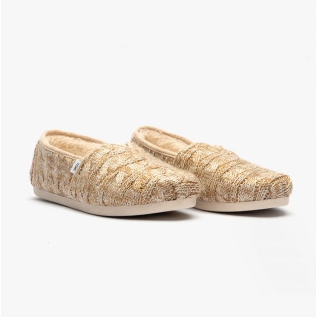 TOMS ALPARGATA Ladies Espadrille Natural

 Upper Material: Synthetic

Sole Material: Synthetic

Closure/Fastening: Slip-On

Features: Comfort

Toe Shape: Round

Shoe Width: Regular

Item Weight: 0.5 KG

Heel Height: Flat (Under 2.5cm)

Shoe Shaft Height: Low Top

Sandal Style: Sandals

Gift Boxed: No
Product Code: 10018904